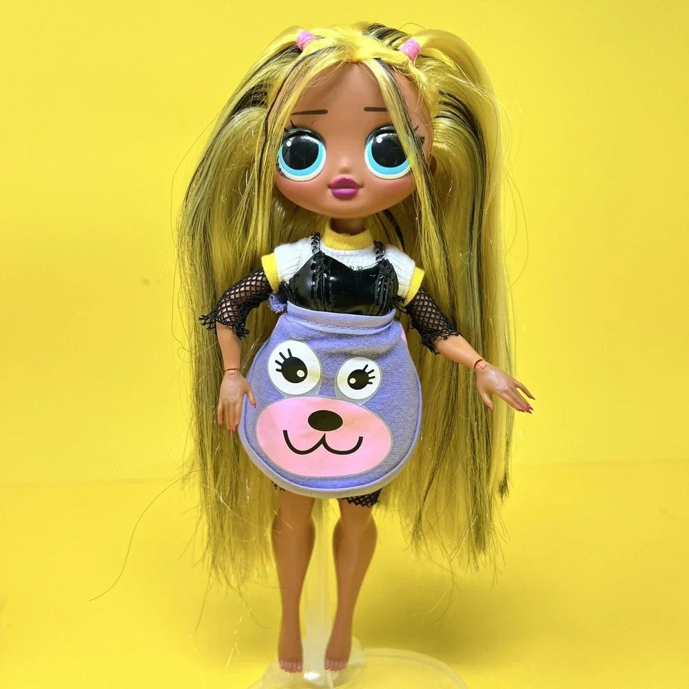 LOL Surprise OMG ALT GRRRL Doll MGA 2019 with Long Yellow Highlighted Hair 9in.